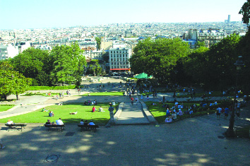 Вид на Париж с самой высокой точки города — от лестницы собора Сакре-Кер