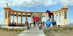 Новый монумент в честь монгольской лошади расположен в 10 км от Арвайхэра | Гобийская экспедиция