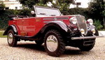 Mitsubishi PX33, чьи опытные экземпляры появились в 1936 году, предполагалось использовать как штабной автомобиль. Симпатичная была машинка, а шины, между прочим, уже грязевые | Mitsubishi Pajero