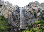 Водопад Брадалвейл – один из серии Йосемитских водопадов | Золотое кольцо США