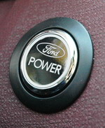 Запуск и остановка двигателя кнопкой, понятно, всего лишь опция | Ford Fiesta