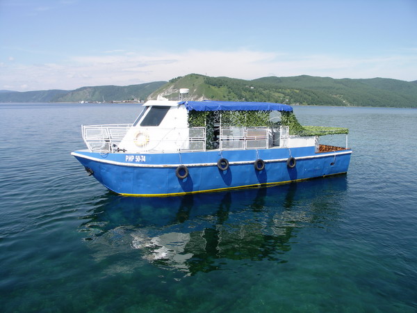 Лодка с прозрачным дном
