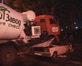 Три человека погибли в Иркутске в результате столкновения «Жигулей» и бетоновоза