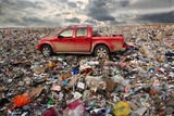 Россиян могут начать штрафовать за выброшенный из окон машины мусор