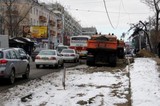 Снег и похолодание затруднили ремонтные работы на дорогах Иркутска