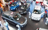 Продажи новых автомобилей в России упали впервые за три года
