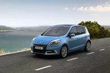 Renault в Женеве показала обновленный минивен Scenic и другие новинки модельного ряда