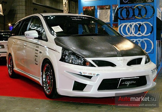 Mitsubishi Grandis