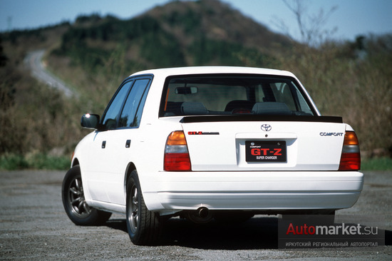 Toyota Crown Comfort TRD