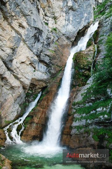 Водопад Савица