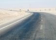Шоссе в пустыне: минимум транспорта и инфраструктуры