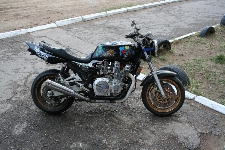 Yamaha XJR1300R
