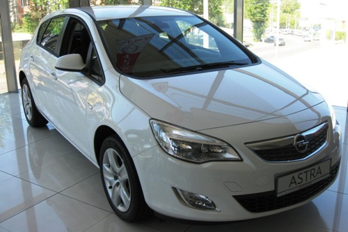 Opel Astra J в Иркутске