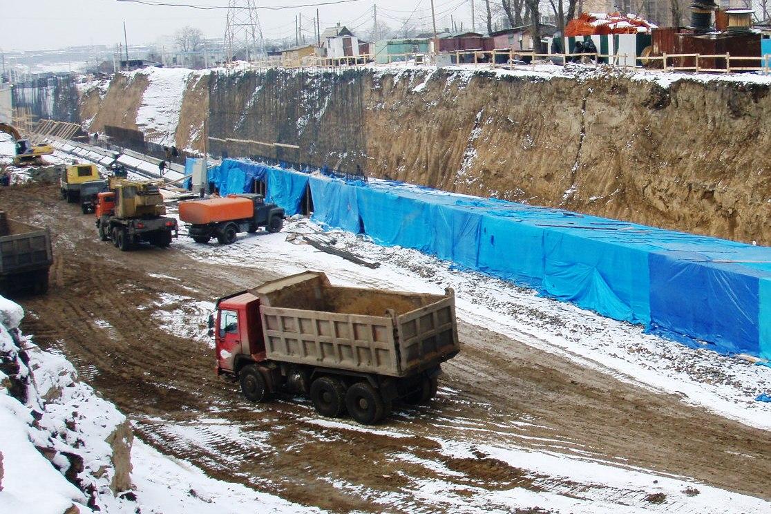 Иркутские дорожники закончили пробивку магистрали в районе Академического  моста