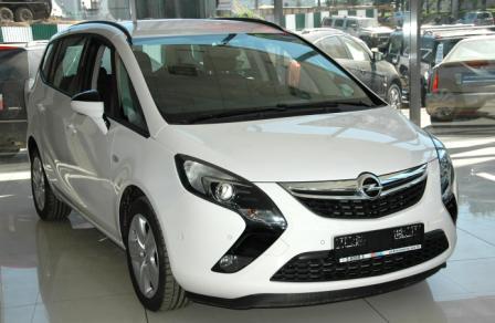 Opel Zafira Tourer в Иркутске